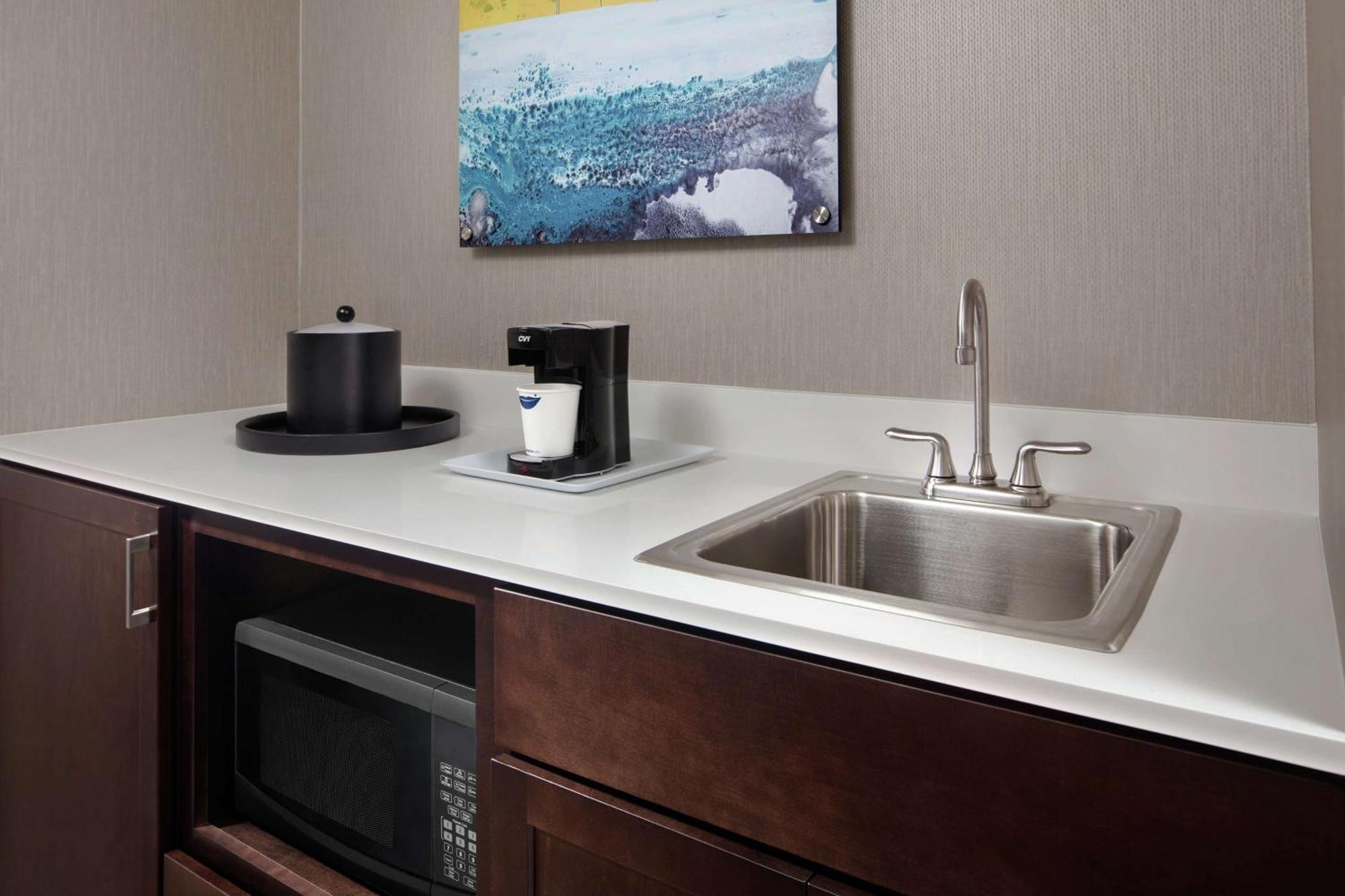 Hampton Inn & Suites Teaneck/Glenpointe Luaran gambar