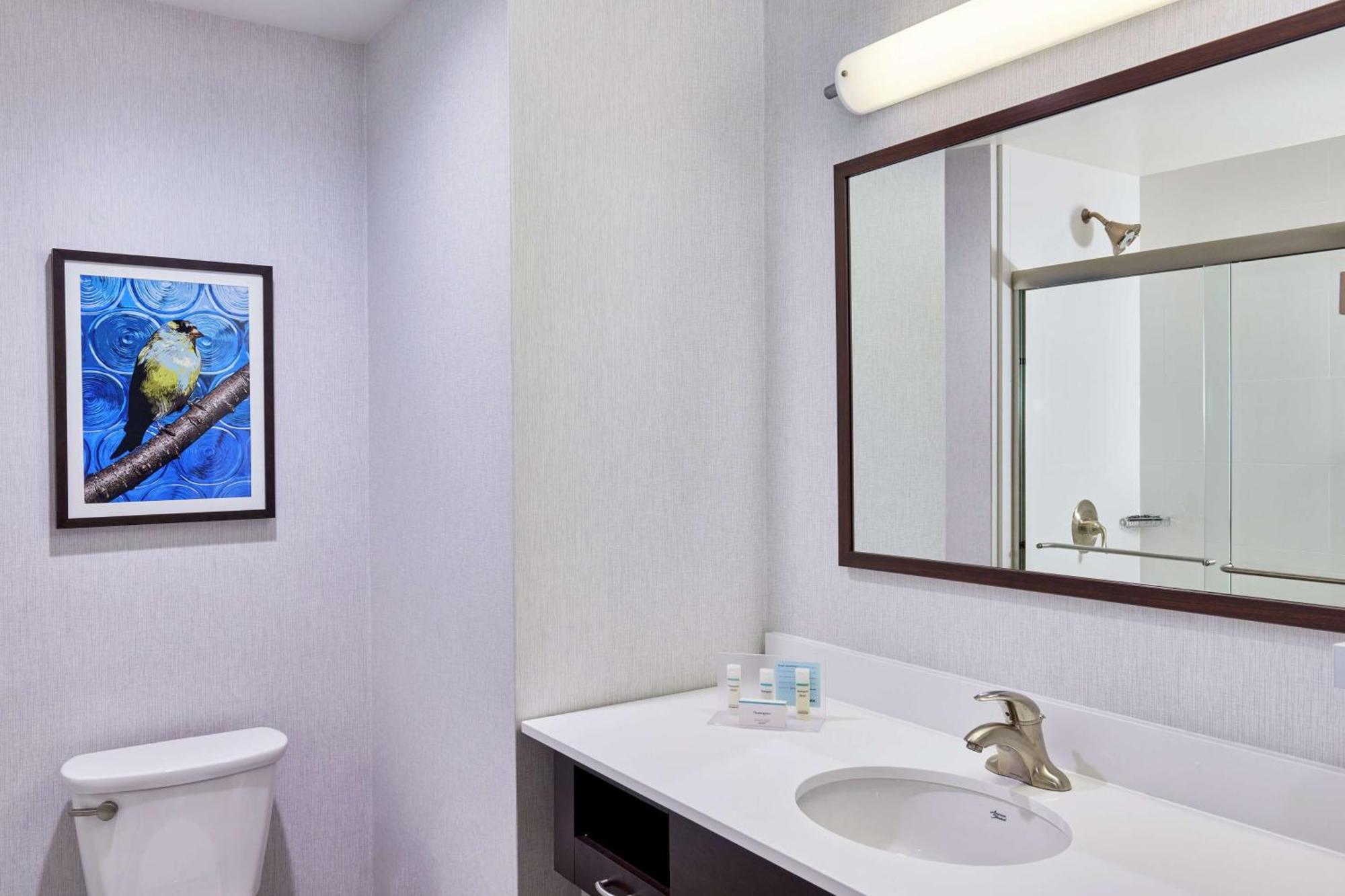 Hampton Inn & Suites Teaneck/Glenpointe Luaran gambar