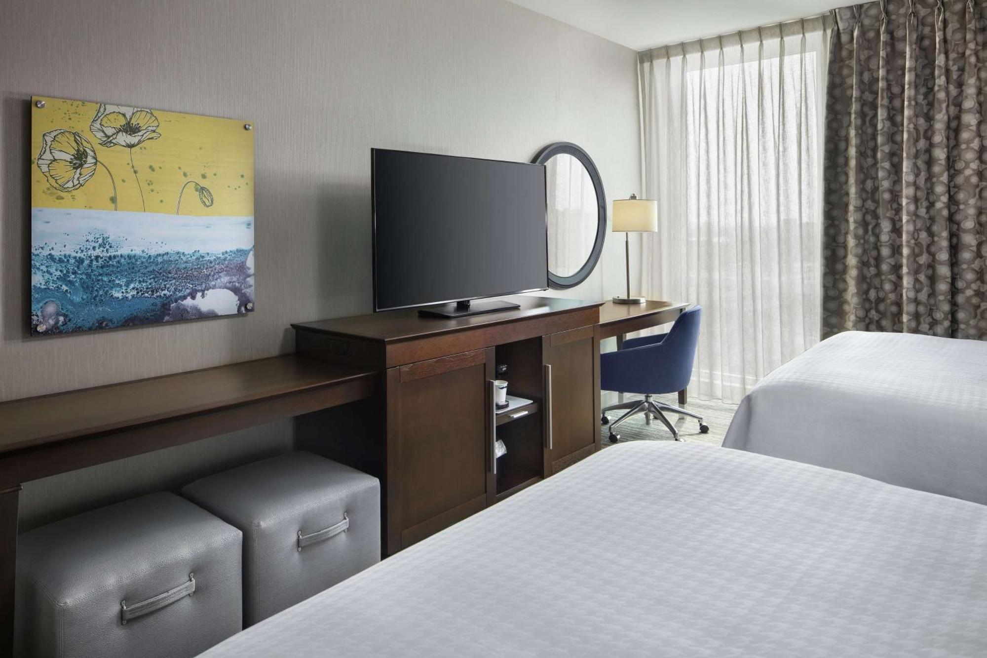 Hampton Inn & Suites Teaneck/Glenpointe Luaran gambar