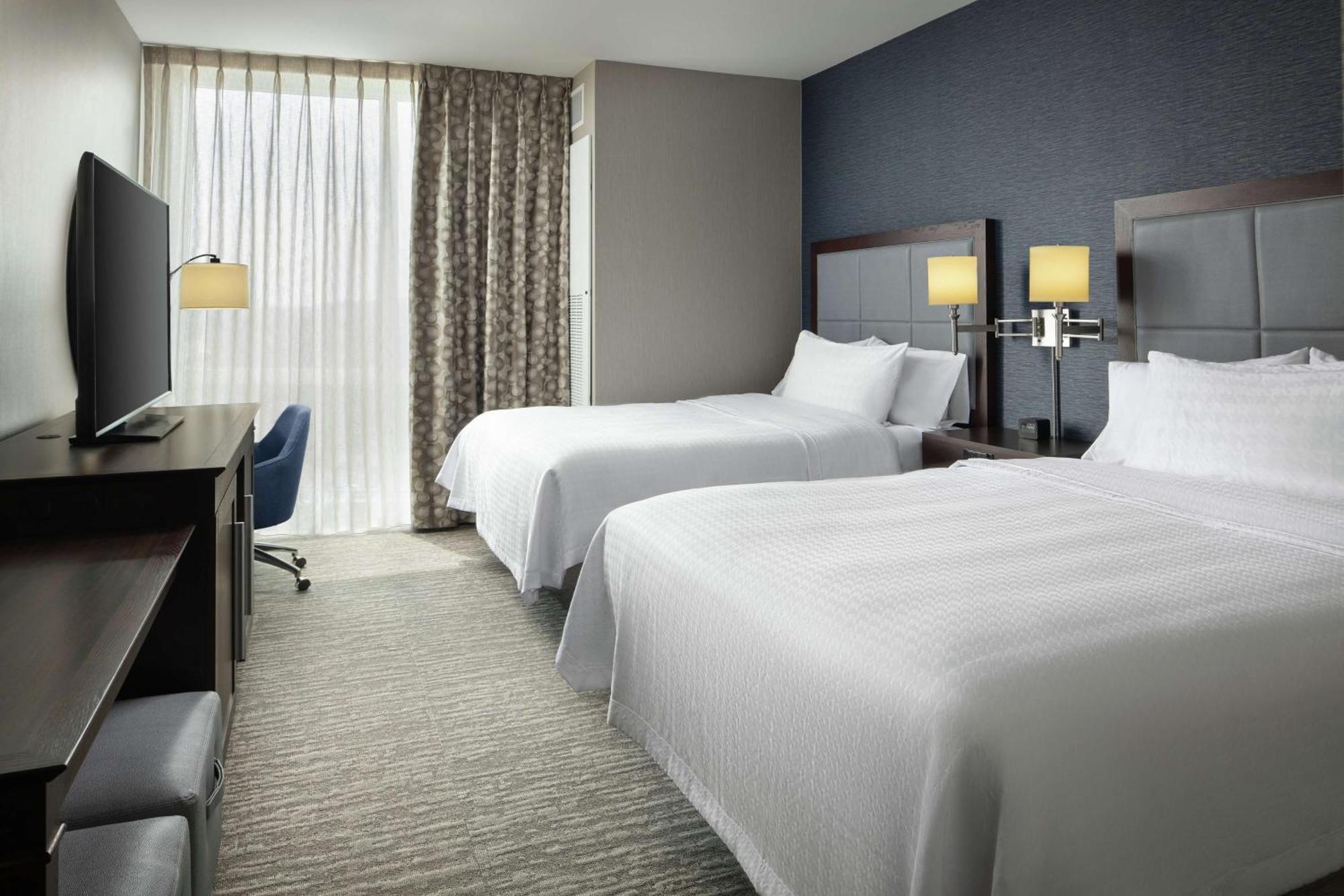 Hampton Inn & Suites Teaneck/Glenpointe Luaran gambar