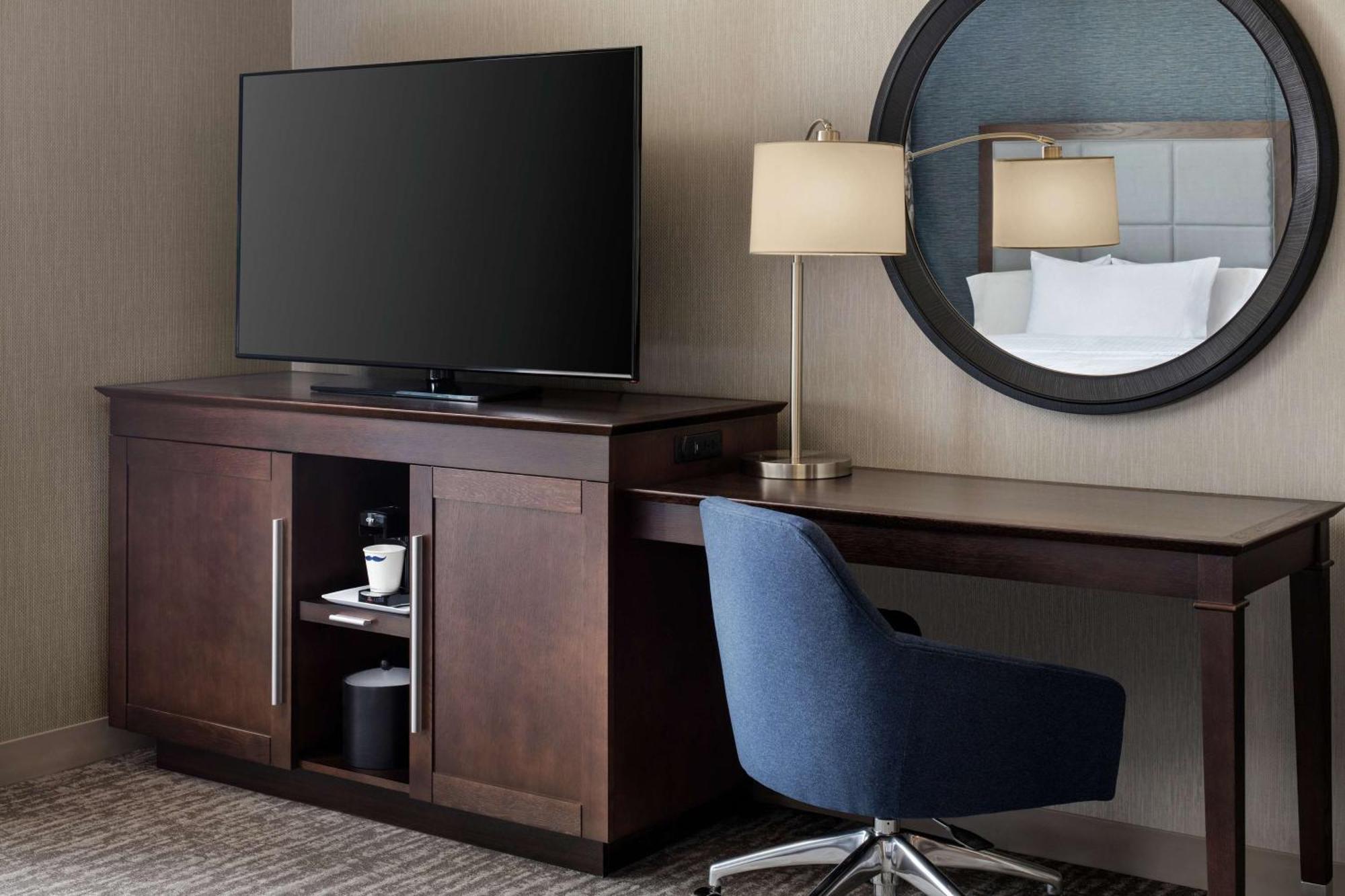 Hampton Inn & Suites Teaneck/Glenpointe Luaran gambar