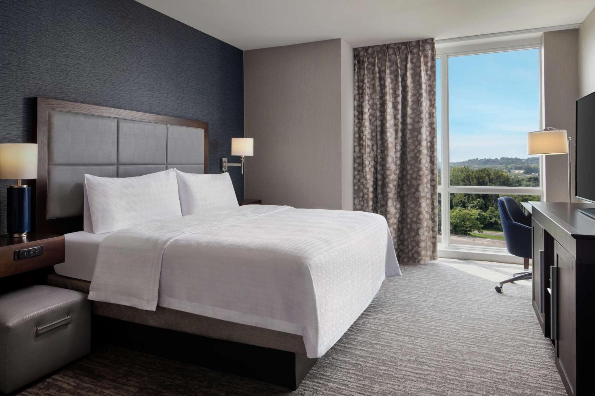 Hampton Inn & Suites Teaneck/Glenpointe Luaran gambar