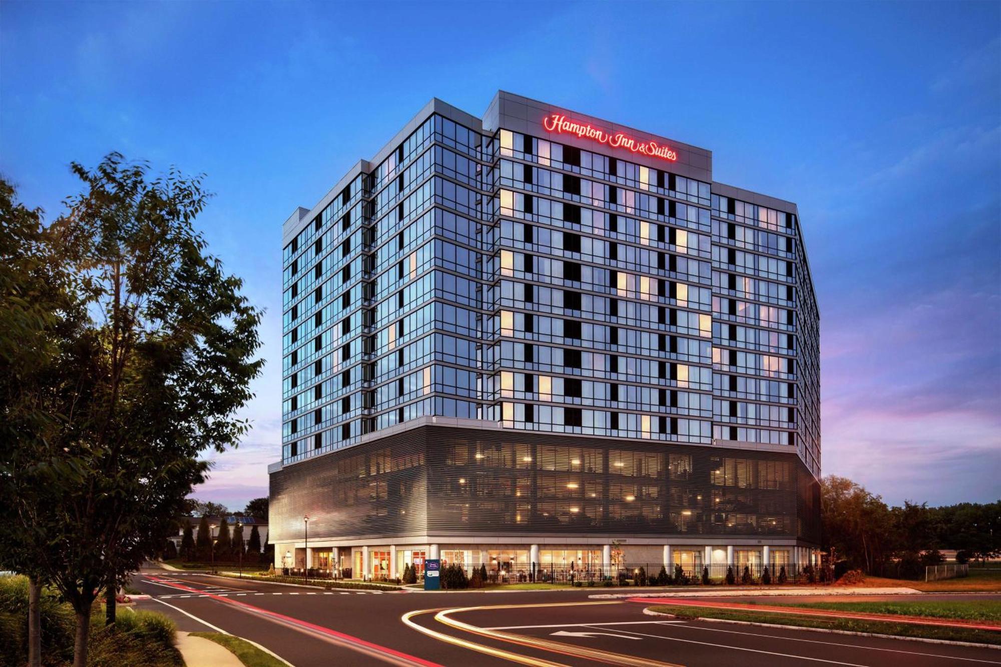 Hampton Inn & Suites Teaneck/Glenpointe Luaran gambar